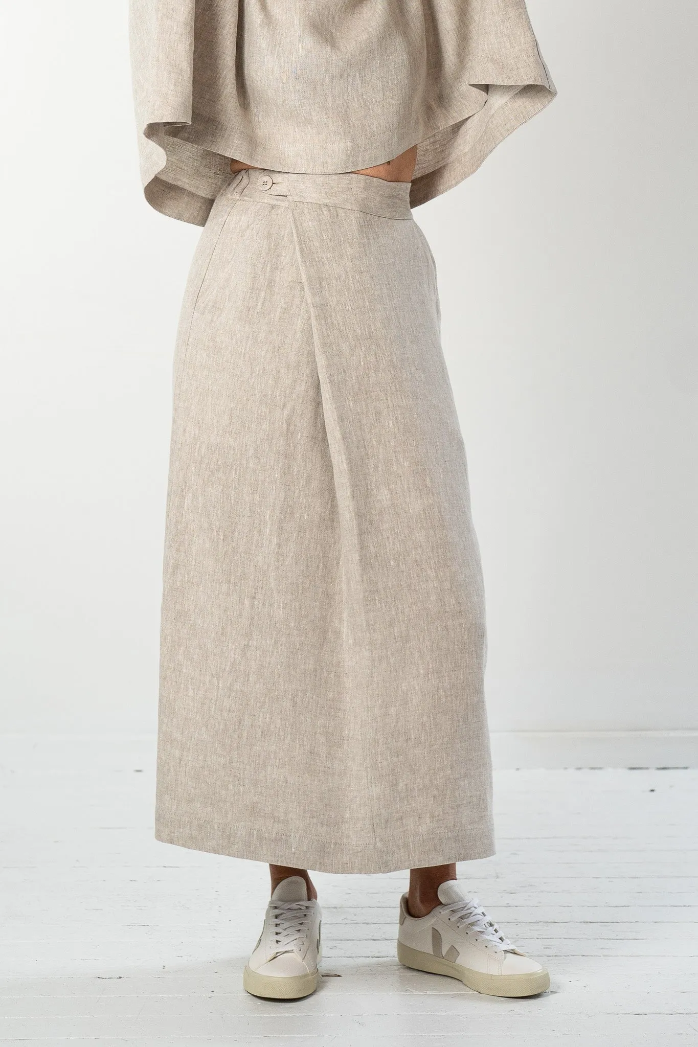 Koi Skirt | Neutral